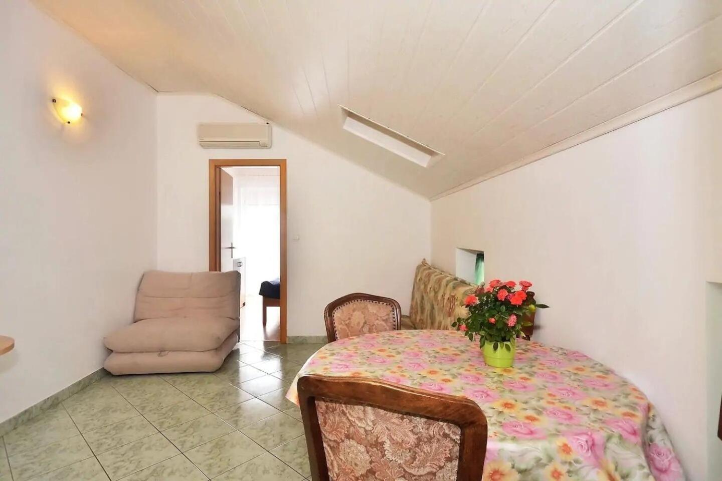 Apartment Toma Omiš Eksteriør billede