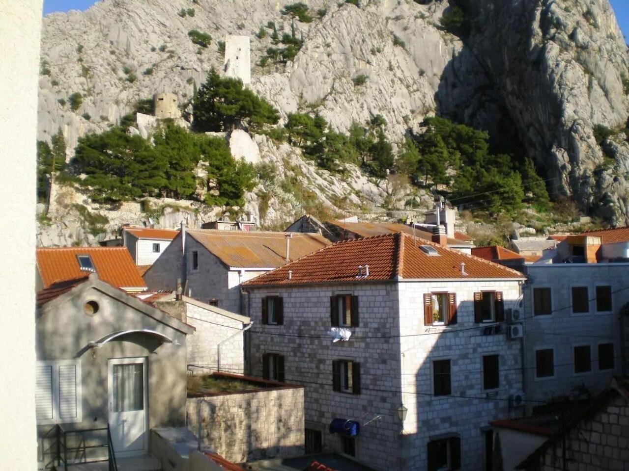Apartment Toma Omiš Eksteriør billede