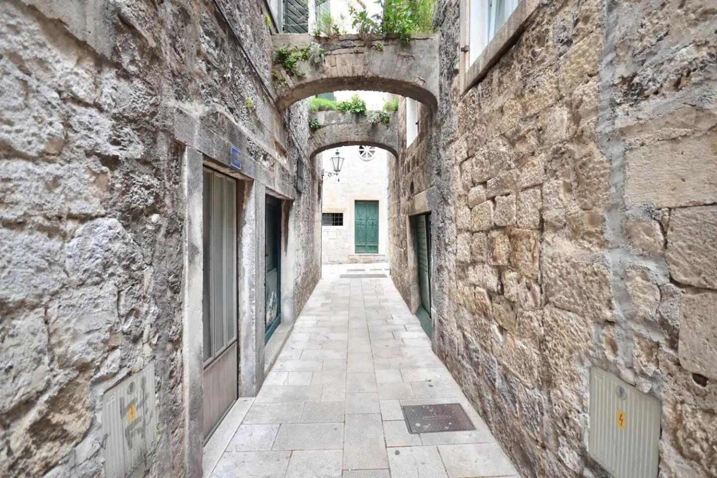 Apartment Toma Omiš Eksteriør billede